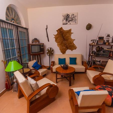 Chaminrich Villa Канди Екстериор снимка