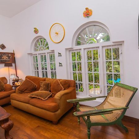 Chaminrich Villa Канди Екстериор снимка