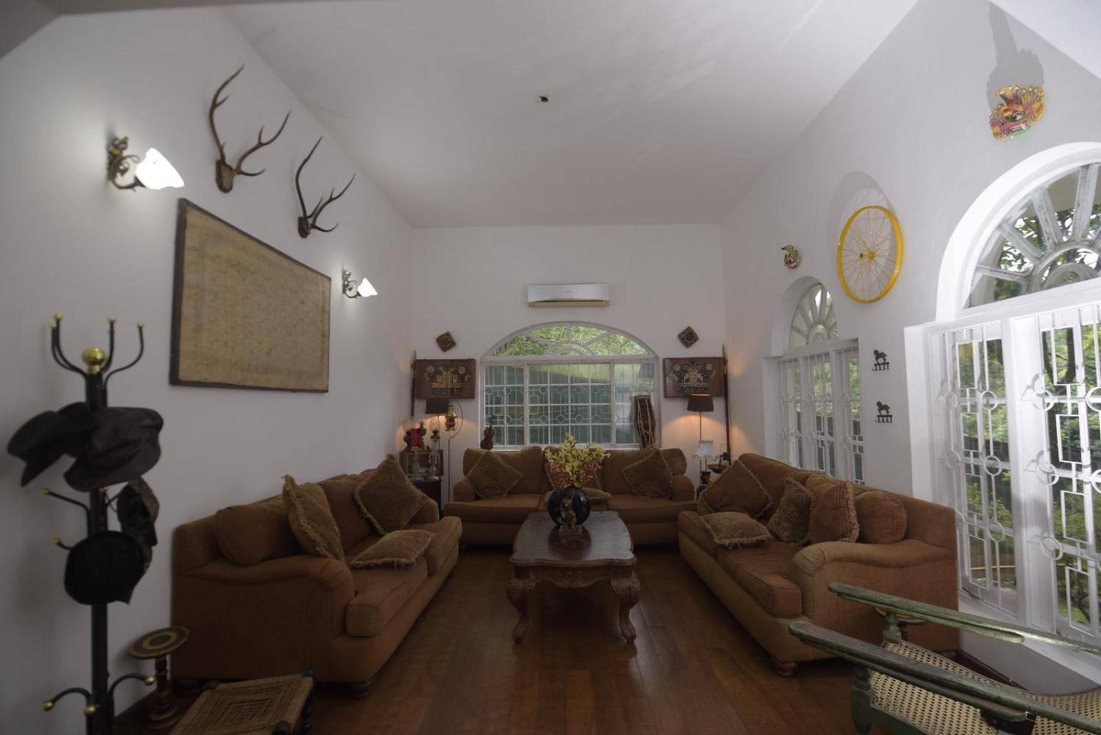 Chaminrich Villa Канди Екстериор снимка