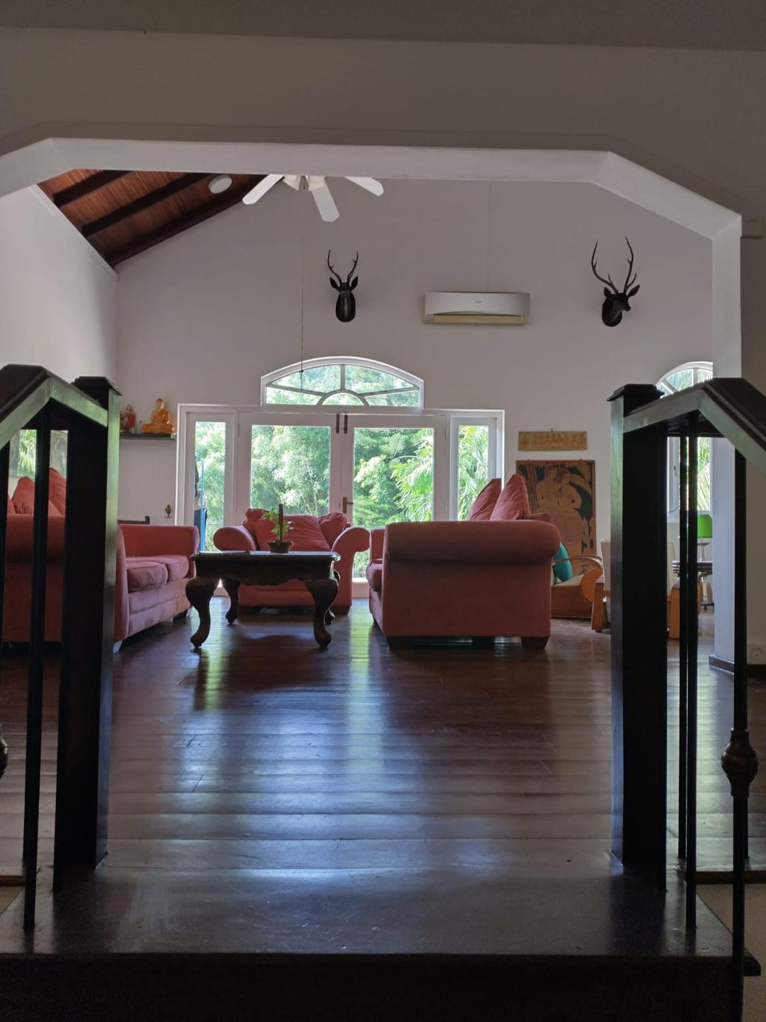Chaminrich Villa Канди Екстериор снимка